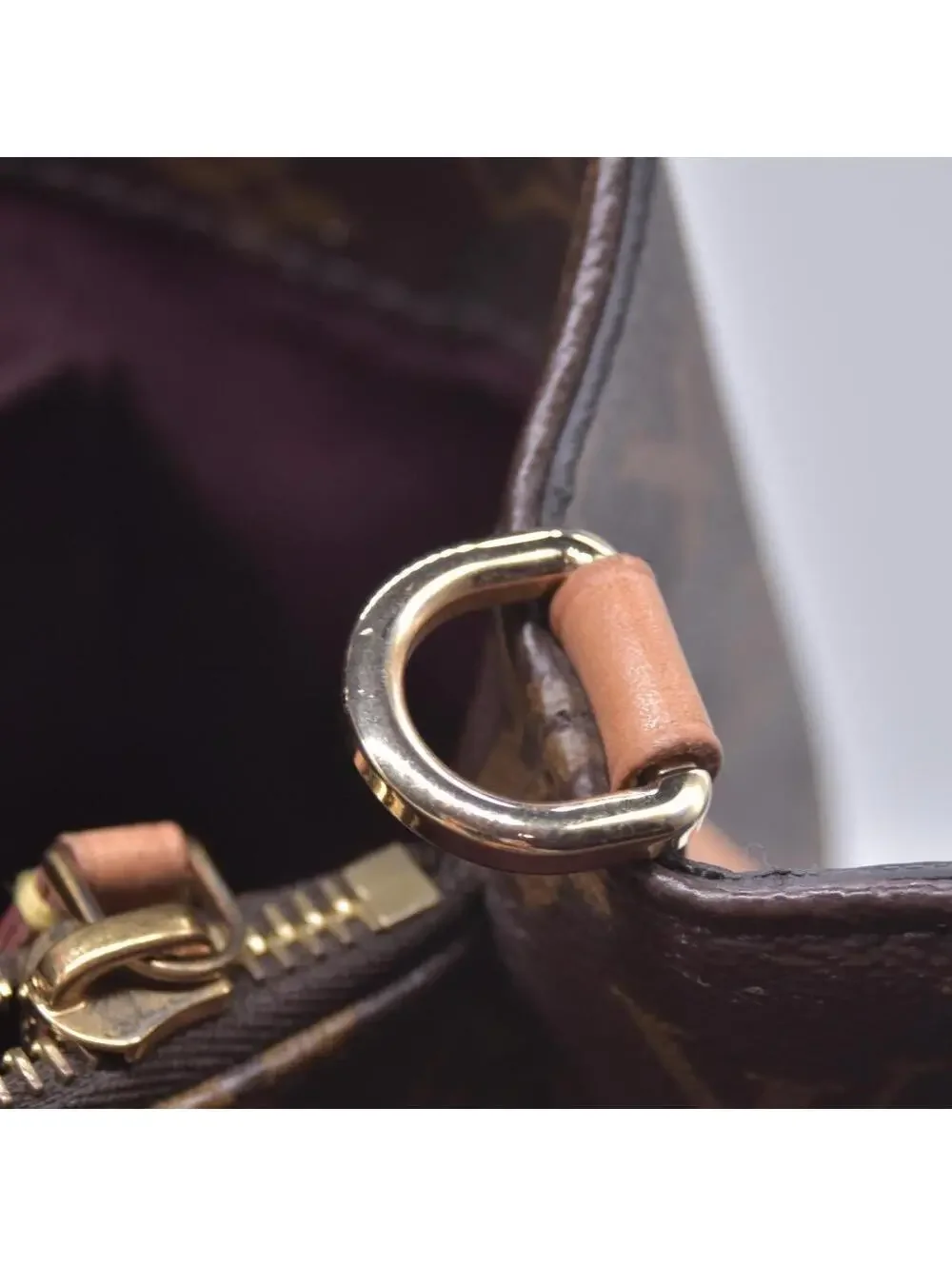 Louis Vuitton exterior canvas